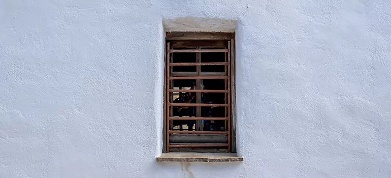 Residential Accordion Door Repair in Alafaya, FL